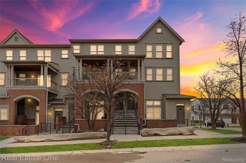 3939 Forester Blvd, Auburn Hills, MI, 48326-3055 | Card Image