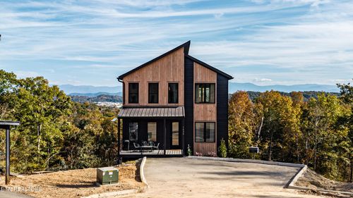 1434 Reedmont Way, Sevierville, TN, 37876 | Card Image