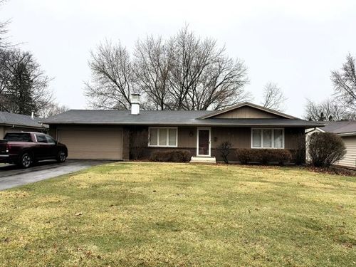 914 Brookfield Rd, Rockford, IL, 61107-3632 | Card Image