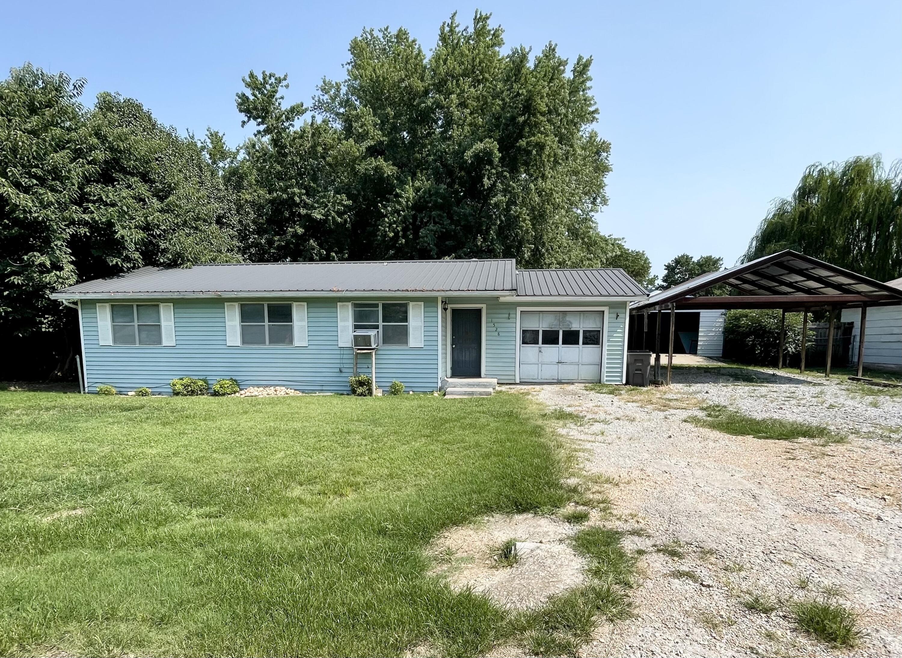 100th St, Grove, OK 74344