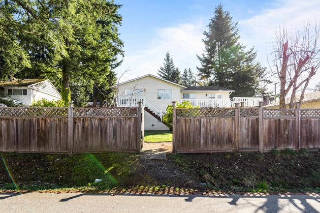 434 Mundy Street, Home with 4 bedrooms, 2 bathrooms and 3 parking in Coquitlam BC | Image 34