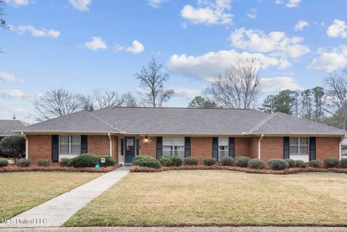 5405 Charter Oak Place Place, Jackson, MS, 39211 | Card Image