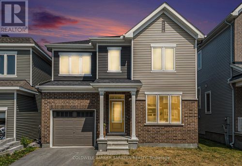 {{alt}} | Card Image