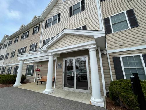 apt-305-20 Sentinel Ct, Manchester, NH, 03103-4495 | Card Image