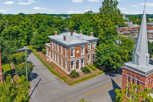 296 S Main St, Russellville, KY, 42276-1939 | Card Image