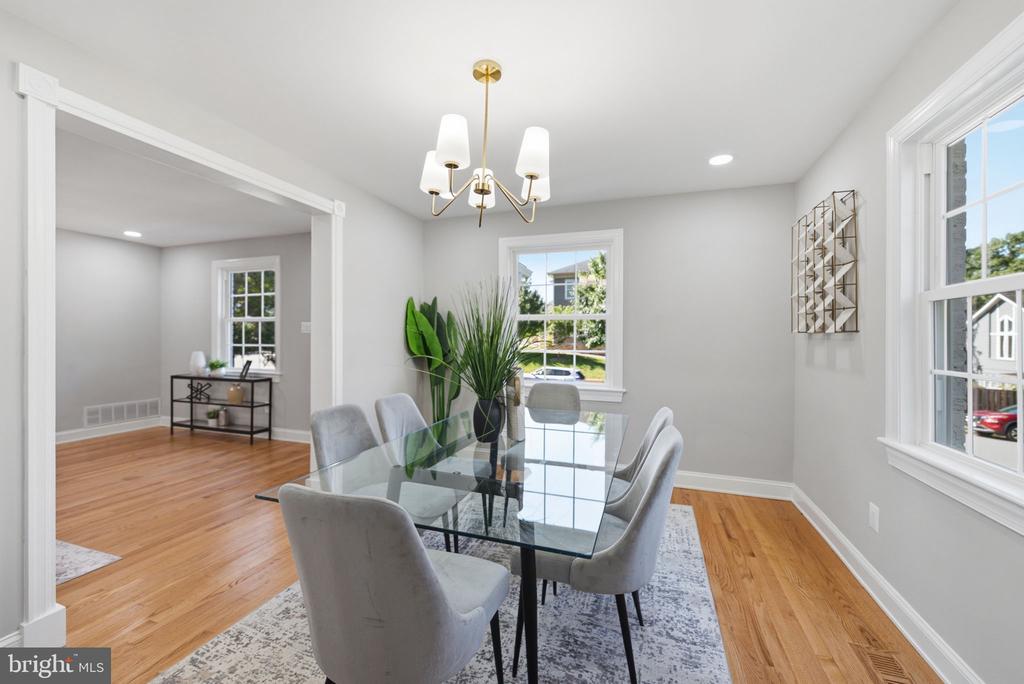 Residential in ARLINGTON 4
