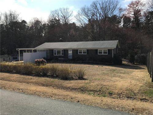 6705 Kathy Lynn Pl, Browns Summit, NC, 27214-9633 | Card Image