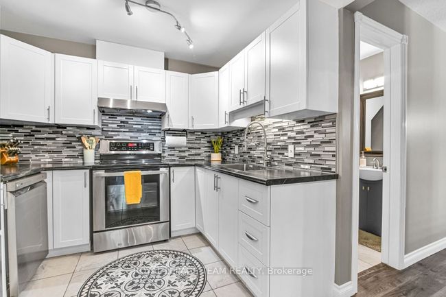 1 - 5 Timberview Way, Condo with 2 bedrooms, 3 bathrooms and 1 parking in Nepean ON | Image 15