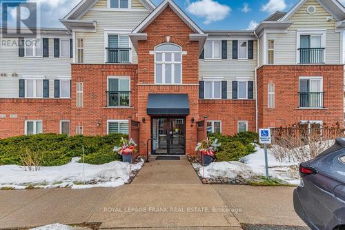 102-300 Spillsbury Drive, Peterborough (Otonabee Ward 1), ON, K9K0B4 | Card Image