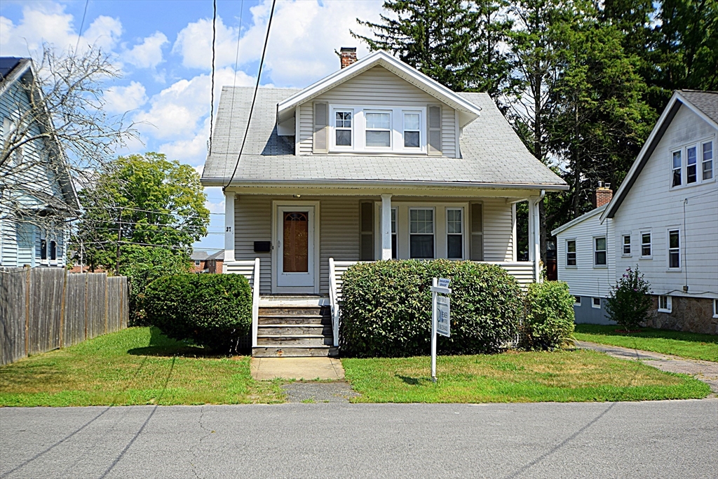 Overlook Ave, Brockton, MA 02301
