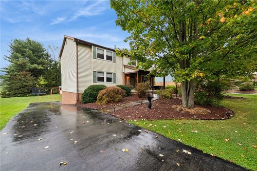 601 S Shenandoah Dr, Latrobe, PA, 15650-2418 | Card Image