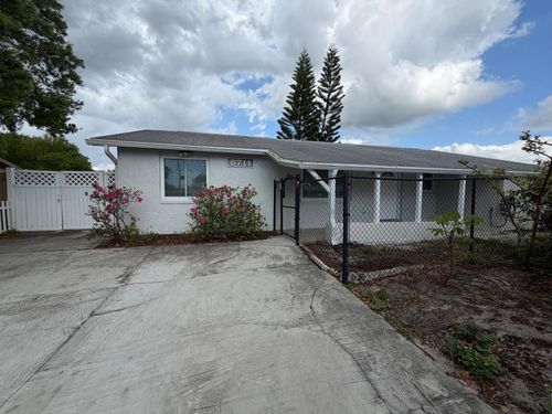 8711 Sage Ct, Tampa, FL, 33634-1040 | Card Image