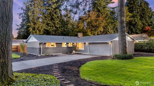 6909 Opal Ln Sw, Lakewood, WA, 98498-6411 | Card Image