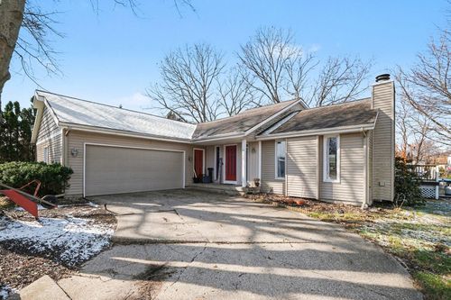 6617 Knollview Dr, Hudsonville, MI, 49426-9316 | Card Image