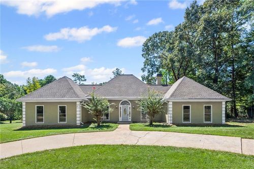 75 Tomahawk Dr, Sharpsburg, GA, 30277-1781 | Card Image
