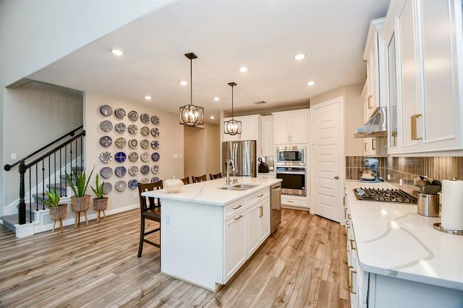2626 Summer Indigo Trl, House other with 5 bedrooms, 3 bathrooms and 2 parking in Pearland TX | Image 14