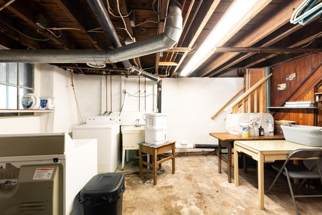 175 Middle Rd, House other with 4 bedrooms, 3 bathrooms and null parking in Portsmouth NH | Image 46