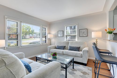 3998 Brunswick Ave, Saint Louis Park, MN, 55416-2722 | Card Image