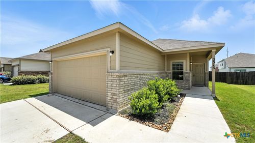 2513 Marty Way, Seguin, TX, 78155-3176 | Card Image
