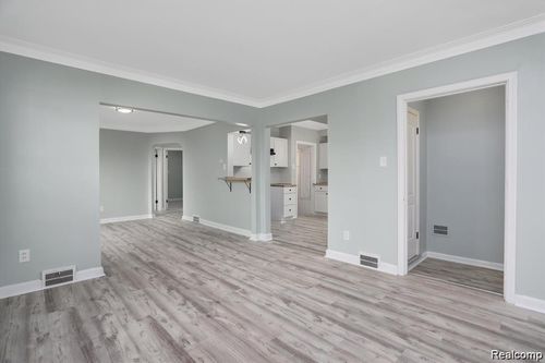 18966 San Juan Dr, Detroit, MI, 48221-2176 | Card Image