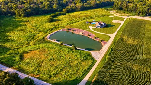 581 N Silverdale Rd, Rockport, IN, 47635-9202 | Card Image