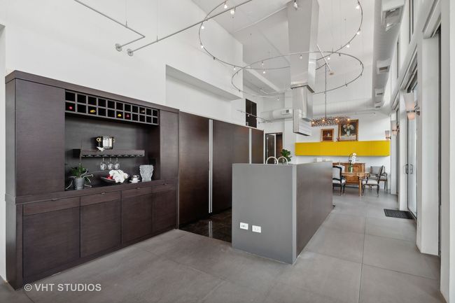 APT-1401 - 740 W Fulton St, Condo with 3 bedrooms, 3 bathrooms and 2 parking in CHICAGO IL | Image 22
