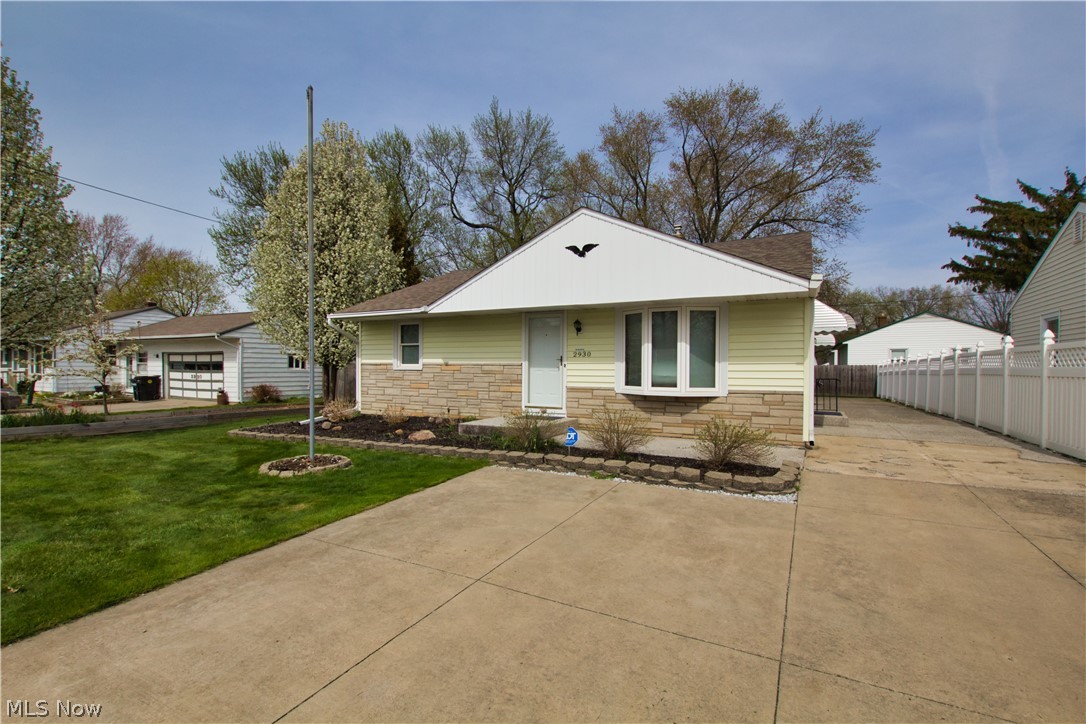 2930 Aberdeen Avenue, Sold in Ashtabula Zoocasa