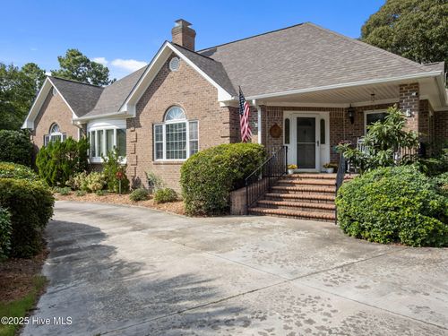 203 Silver Creek Landing Rd, Swansboro, NC, 28584-7790 | Card Image
