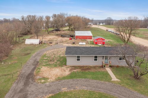 1282 122nd Ave, Hopkins, MI, 49328-9623 | Card Image