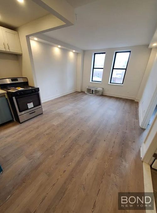 4d-45 W 81st Street, New York City, NY, 10024 | Card Image