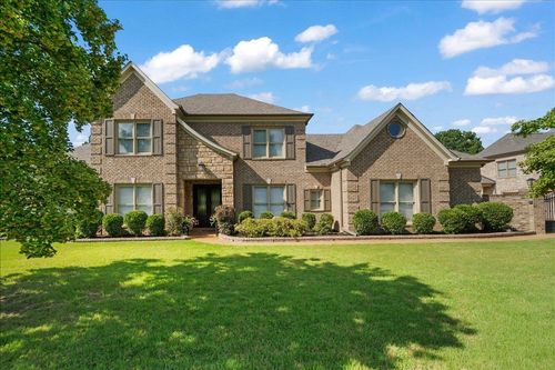 600 Ridge Peaks Dr, Collierville, TN, 38017-8511 | Card Image