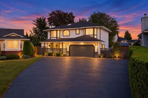 12232 Cypress Crt, Pitt Meadows, BC, V3Y2C9 | Card Image