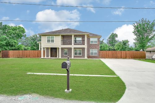 12430 Pecan Ct, Houston, TX, 77013-4518 | Card Image