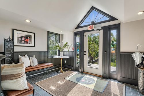 54 Red Clover Ln, Mendon, VT, 05701-6849 | Card Image