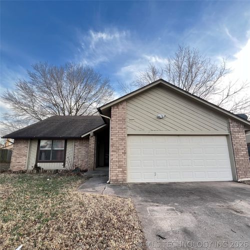 1532 E 75th Place, Tulsa, OK, 74136 | Card Image