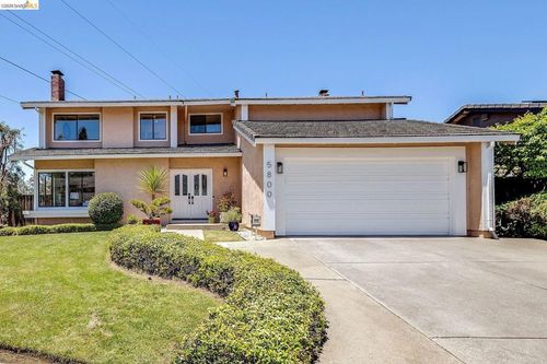5800 Alderbrook Ct, Castro Valley, CA, 94552-1748 | Card Image