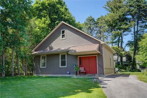 210 Elm Dr, Rochester, NY, 14609-7737 | Card Image