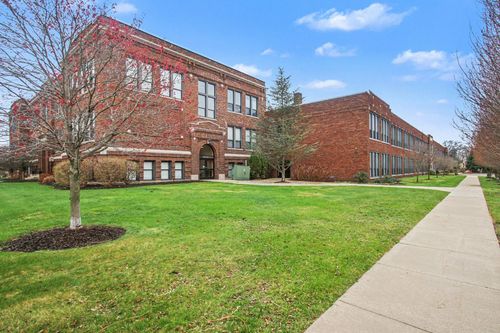 unit-213-500 Erie St, South Haven, MI, 49090-1599 | Card Image