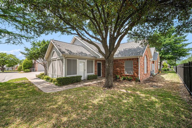 6132 Haley Ln, Condo with 2 bedrooms, 2 bathrooms and null parking in Fort Worth TX | Image 23