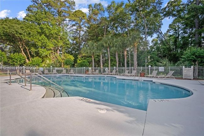 APT-1004 - 897 Fording Island Rd, Condo with 2 bedrooms, 2 bathrooms and null parking in Bluffton SC | Image 37