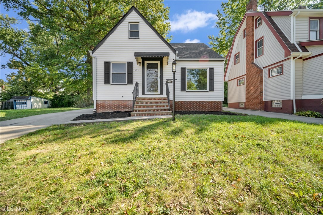Whitby Rd, Cleveland, OH 44112