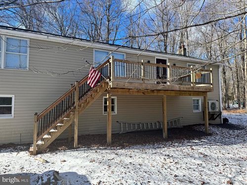 538 Maxatawny Dr, Pocono Lake, PA, 18347-8033 | Card Image