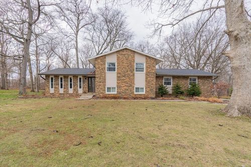 112 Gregory Ln, Lexington, IL, 61753-1619 | Card Image