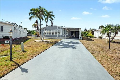 10473 Winchester Ct, FORT MYERS, FL, 33908-3566 | Card Image