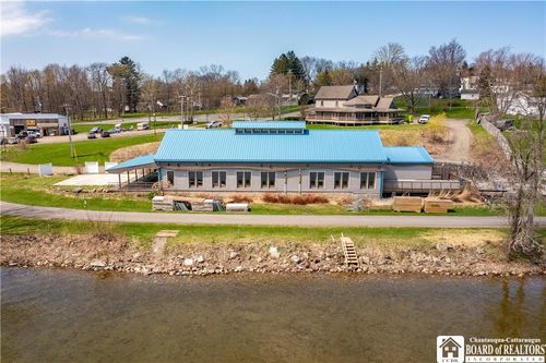 188 S Erie St, Mayville, NY, 14757-1211 | Card Image