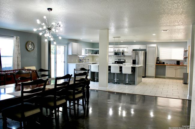 124 Hinge Path, House other with 3 bedrooms, 3 bathrooms and null parking in Cibolo TX | Image 11