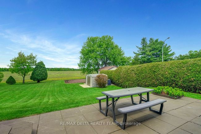 5041 Thunder Rd, House other with 4 bedrooms, 2 bathrooms and 5 parking in Carlsbad Springs ON | Image 31