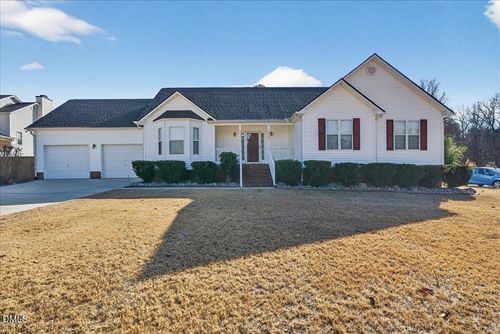 105 Hinton Ct, Clayton, NC, 27527-5531 | Card Image