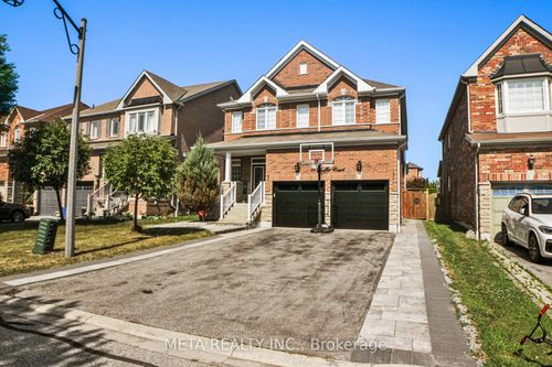 11 Keiffer Crt, Whitby, ON, L1P0A9 | Card Image