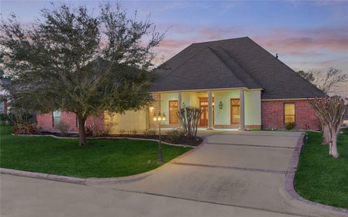 27 Bent Tree Ln, Montgomery, TX, 77356-8227 | Card Image